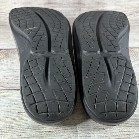 OOFOS Womens Size 10 Oolala Luxe Sandals Midnight Spectre Flip Flops - Picture 11 of 12